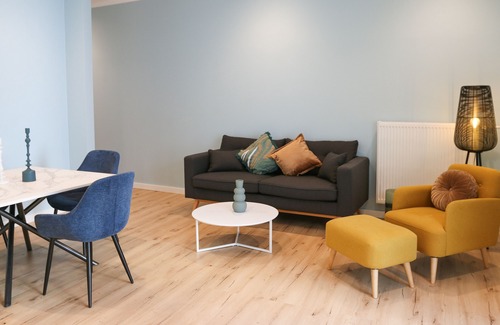 Mainz-Bingen Apartment | Design Studio I 3 people I Citycenter I Kitchen