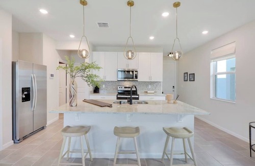 Jensen Beach House | Designed & Curated Extended Stay, Near Beach, Family Ready, Pet-Friendly