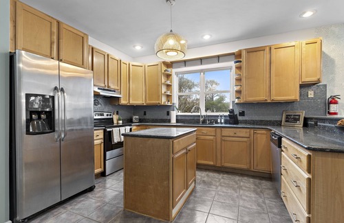 Sandbridge House | Designer 7BR w/Pool and Hot Tub. Sleeps 20, Pets Welcome!