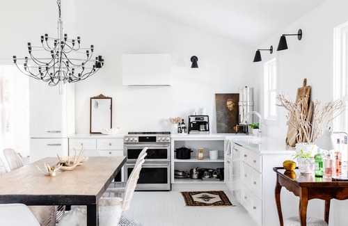 Folly Beach House | Designer Beach Cottage w/Parisian Charm + Steps to Sand