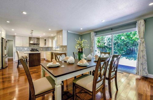 Santa Clara House | Designer Comfort in the Heart of Santa Clara – Walkable and Work-Ready #41481