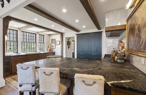 Highlands Falls House | Designer Decorated Luxury home with mountain views.