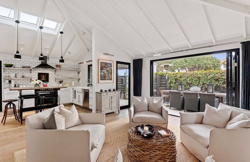 East Mesa House | Designer Home just Steps From The Beach with Hot Tub & Fire Pit