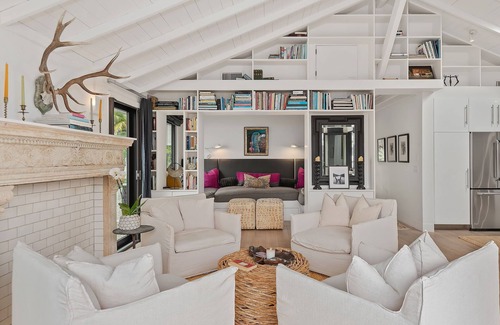 East Mesa House | Designer Home just Steps From The Beach with Hot Tub & Fire Pit
