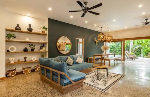 Gili Trawangan Villa | Designer NEW 3BDR - Lush Garden+Pool