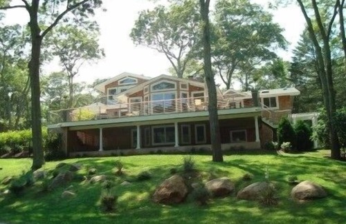 East Hampton House | Designer own Chic Hampton Retreat has stunning water views!