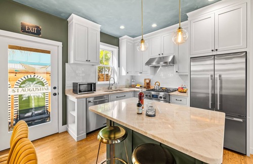 Lincolnville House | Designer Spa Retreat Near Historic Downtown! Pets! Luxury Walk to Shops & Dining