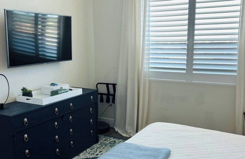 Interchange Square Condo | Designer three bedroom three bath condo with expensive river and pool views