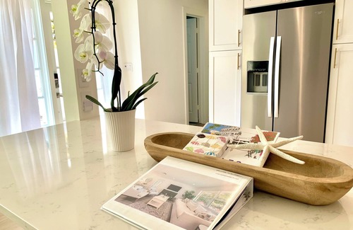 Coquina Sands House | Designer’s Luxury 3 Bedroom Pool Home .5 mile to Lowdermilk Beach Park!