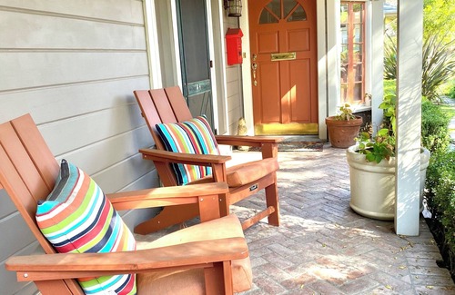 South Redlands House | Desirable South Redlands Spacious Home with Pool!