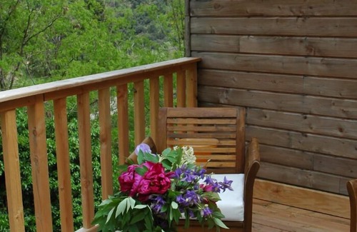 Peyrolles Cottage | Desire of nature, calm and serenity .