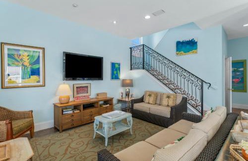 Avalon Beach Estates House | Destin Beach House - Flamingo Cove by Panhandle Getaways