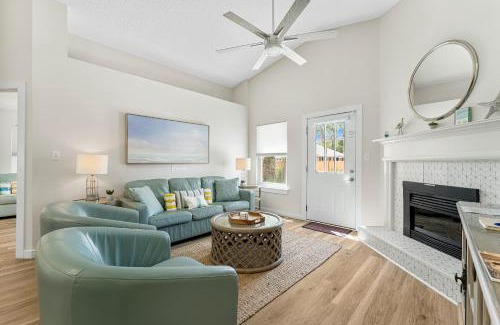 Seaspray House | Destin Beach House - Just A Splash by Panhandle Getaways