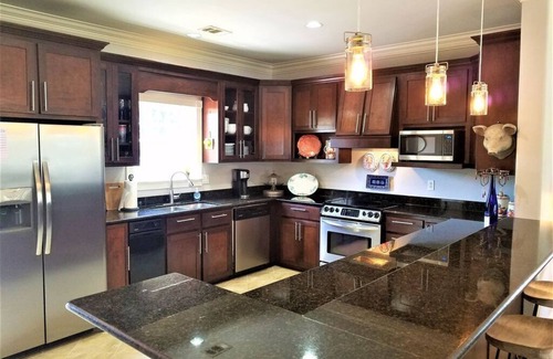 Crystal Beach House | DESTIN FL-Buy 3 nights get 1 free in 2025 -Walk to beach/community pool/pets ok
