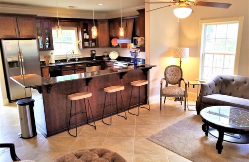Crystal Beach House | DESTIN FL-Buy 3 nights get 1 free in 2025 -Walk to beach/community pool/pets ok