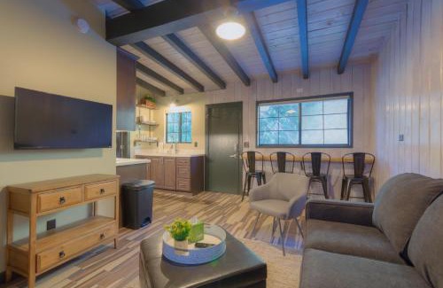 Sedona House | Destination Oak Creek 6 apts