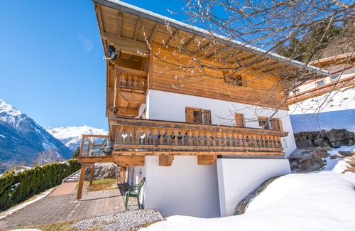 Wald im Pinzgau Ski Chalet | Detached chalet with magical views