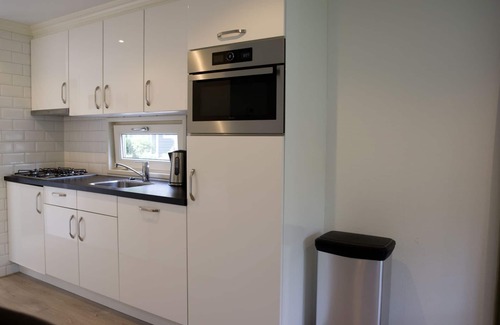 Municipality of Utrechtse Heuvelrug House | Detached chalet for five people, completely furnished.