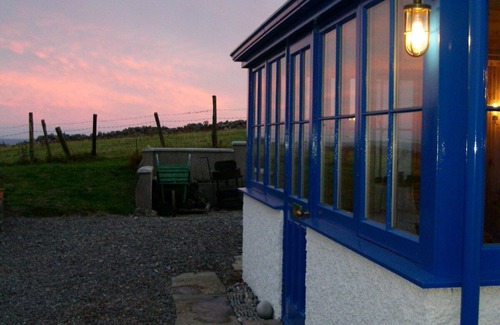 Aberdeen House | Detached Coastal Fisherman's Cottage with Amazing Sea Views.
