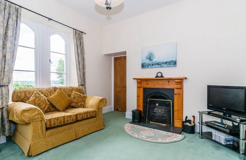 Tamerton Foliot Cottage | Detached Cottage,1/4 acre garden. Wonderful views, 3 bedrooms, pet friendly.
