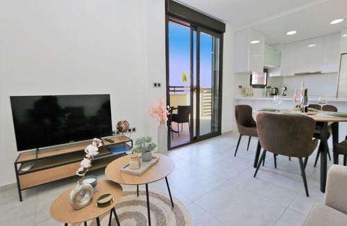 Santiago de la Ribera Villa | Detached villa with private pool close to beach, promenade and Mar Menor
