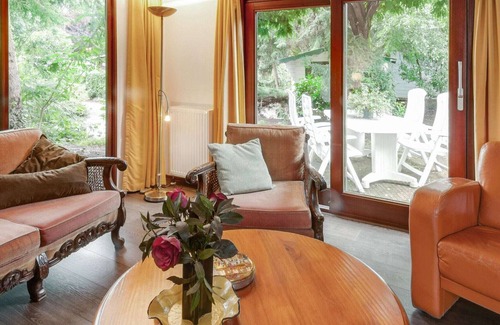 Stegeren Ski Chalet | Detached, fully equipped chalet in Vechtdal near Ommen, for 4 people