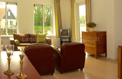 Westerbork House | Detached holiday home with WiFi, 20km van Assen