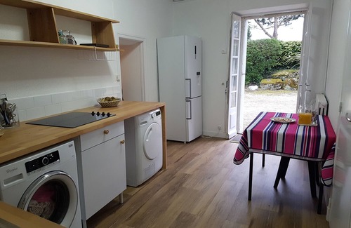 Vannes House | Detached house, heated pool, 10 minutes walk from the center of Vannes