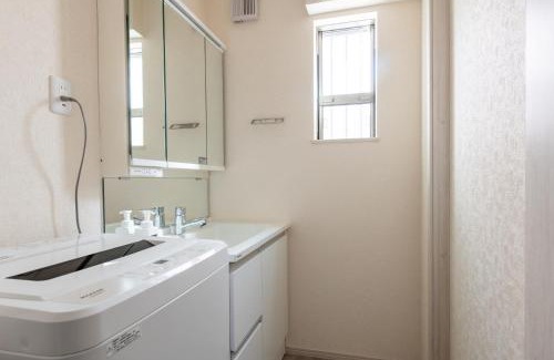 Ojima Apartment | Detached house in Oshima 4chome, one train ride to Shinjuku 大島4丁目