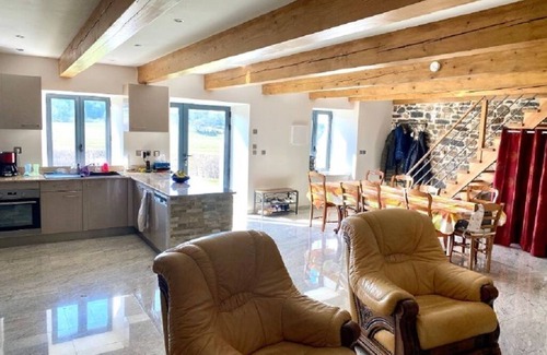 Saint-Donat House | Detached house la pave