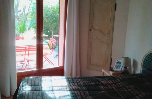 Venzolasca House | detached house on land