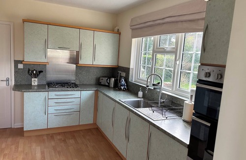Plymouth House | Detached house with sea view