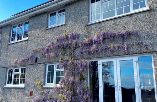 Plymouth House | Detached house with sea view