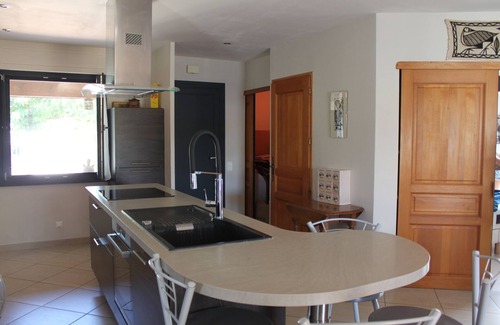 Nyons House | Detached house with swimming pool in Nyons in drôme provençale from 1150 to 1450 € All tax included