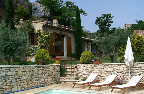 Simiane-la-Rotonde House | Detached Provencal house with private pool and SPA!