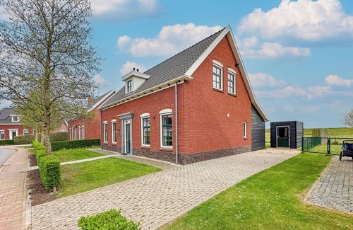 Colijnsplaat House | Detached villa with sauna and garden