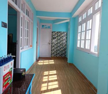 Rekong Peo House | Dev Homestay