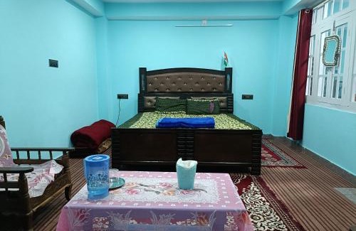 Rekong Peo House | Dev Homestay