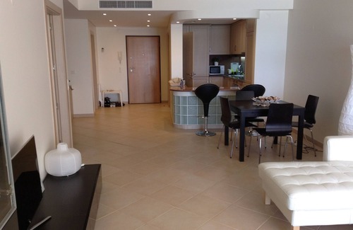 Santiago Apartment | Development in Sesimbra on the 1st line of beach in front of the sea