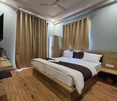 Vrindavan House | Devi Residency - Near Prem Mandir Bankey Bihari Vrindavan