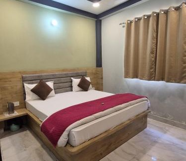 Vrindavan House | Devi Residency - Near Prem Mandir Bankey Bihari Vrindavan