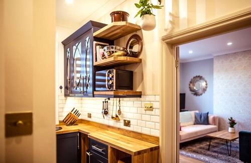 Eastbourne Seafront Apartment | Devonshire Loft - for stays of three months or more