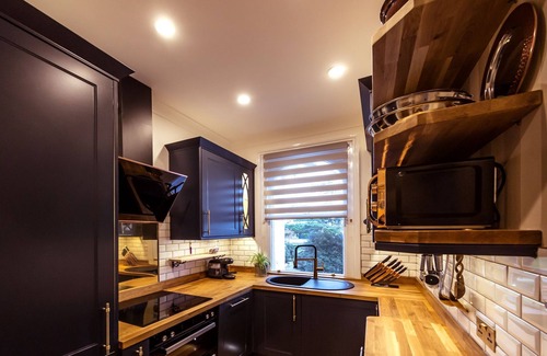 Eastbourne Seafront Apartment | Devonshire Loft - for stays of three months or more
