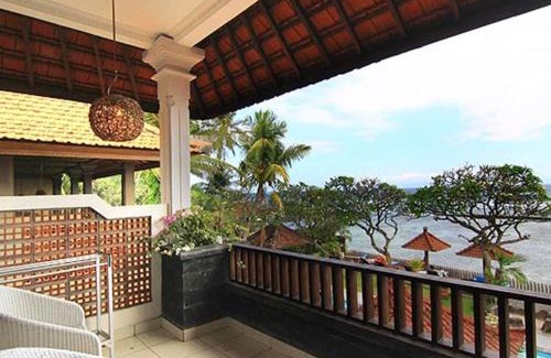 Candi Dasa Resort | Dewa Bharata Bungalows Candidasa
