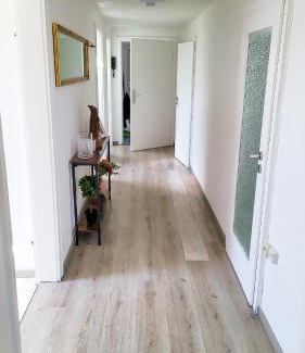 Freilassing Apartment | DG R- Helle 2-Zimmer Wohnung nähe Salzburg