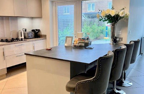 Durham House | DH1 Durham large 4 bed luxury modern home| Pass the Keys