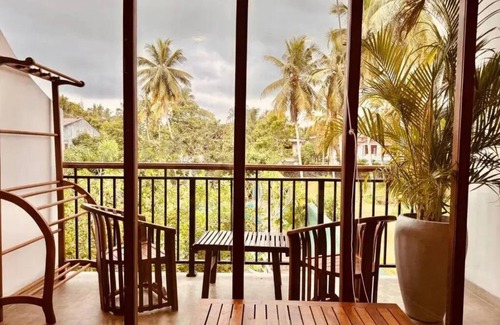 Ahangama Apartment | Dharma Place - King Room with Balcony 1
