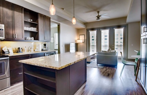 North Burnet Apartment | Diamond at Kenzie - Modern 2-Bedroom, North Austin
