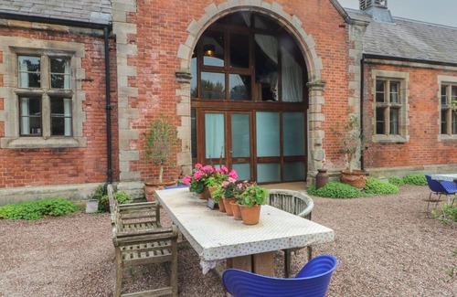 Amerton Cottage | DIAMOND LODGE, pet friendly, luxury holiday cottage in Great Haywood