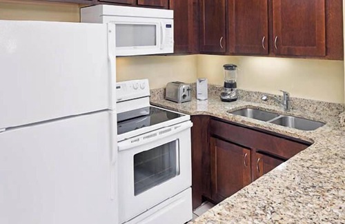Daytona Beach Villa | Diamond Resorts Daytona Beach Regency - 1 Bedroom Junior Suite